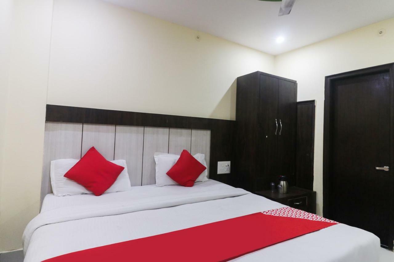 Oyo 48974 Hotel Shweta Residency Варанаси Екстериор снимка