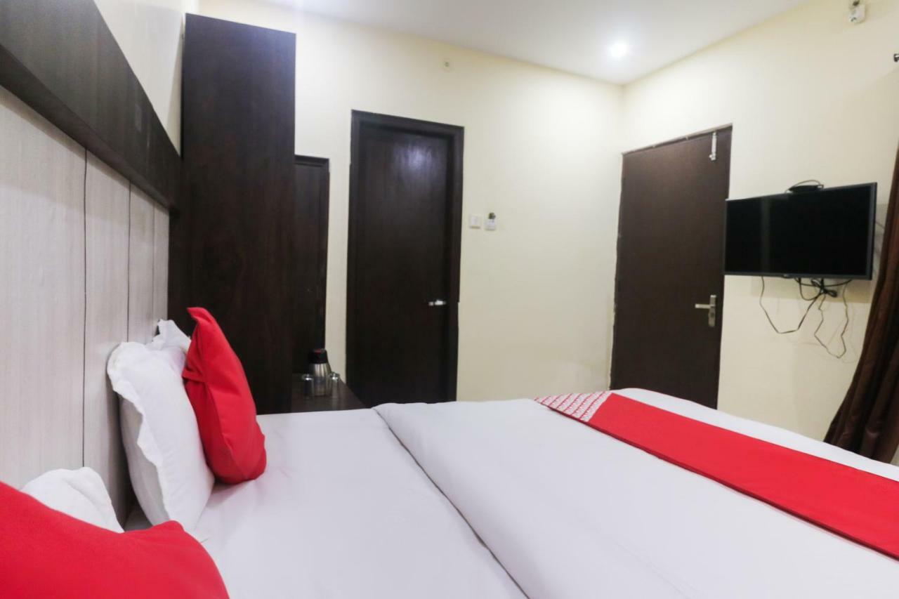 Oyo 48974 Hotel Shweta Residency Варанаси Екстериор снимка