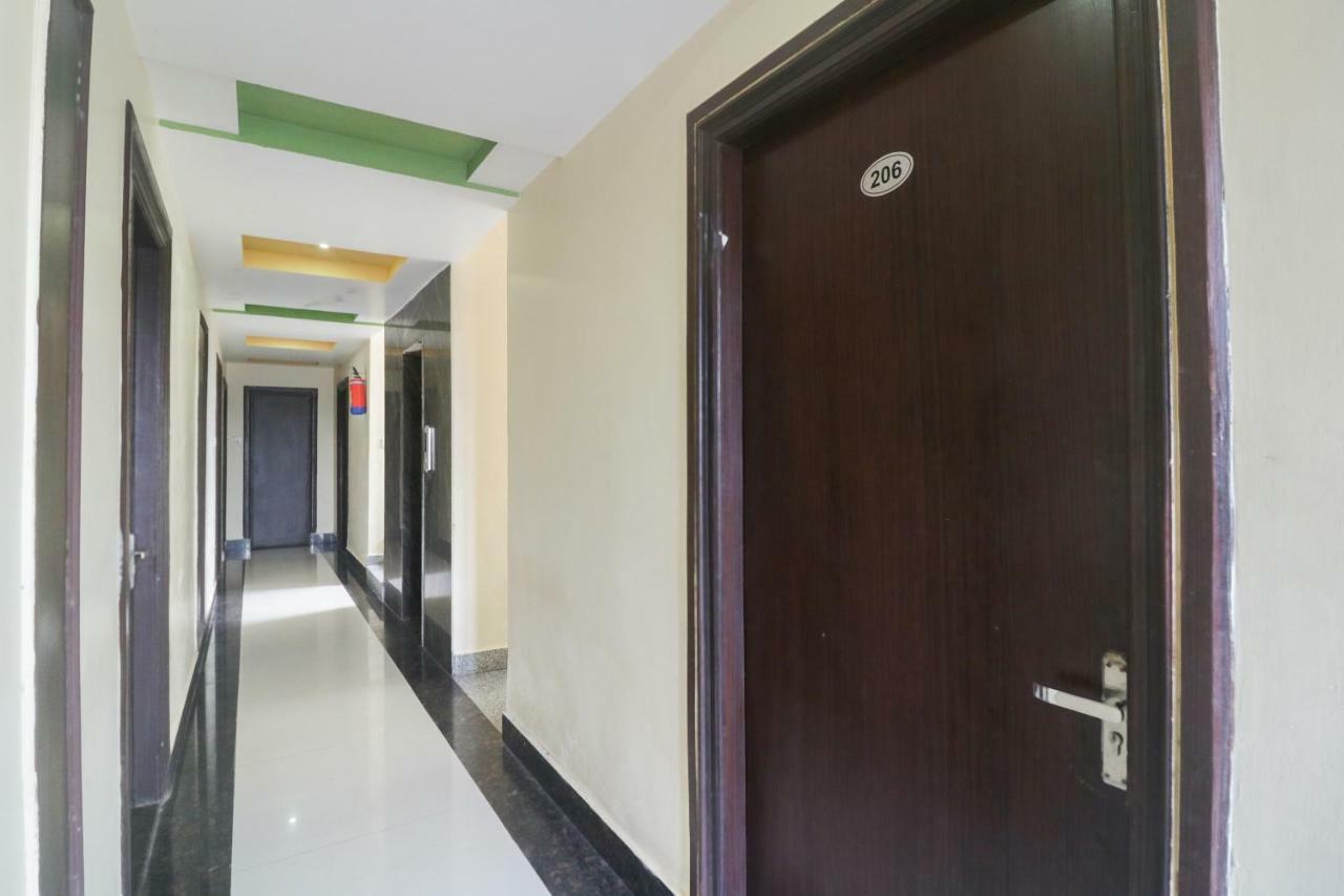 Oyo 48974 Hotel Shweta Residency Варанаси Екстериор снимка